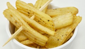 Patatine fritte pepe e cipolla